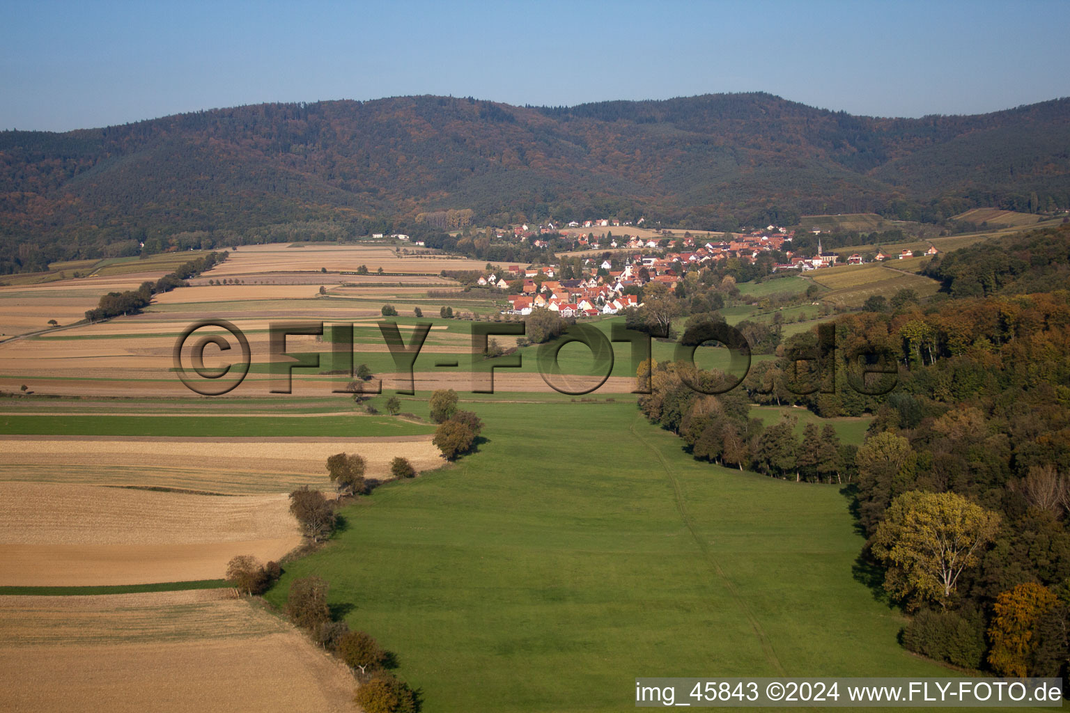 Oblique view of Bremmelbach in the state Bas-Rhin, France