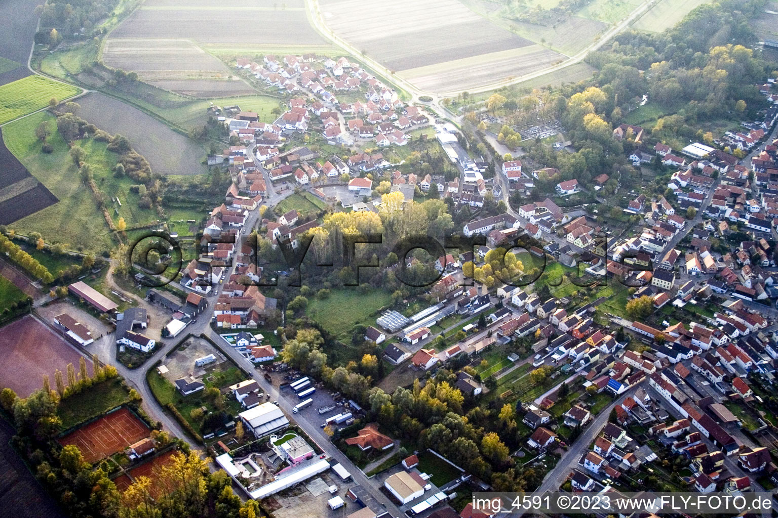 Oblique view of From the east in Hördt in the state Rhineland-Palatinate, Germany