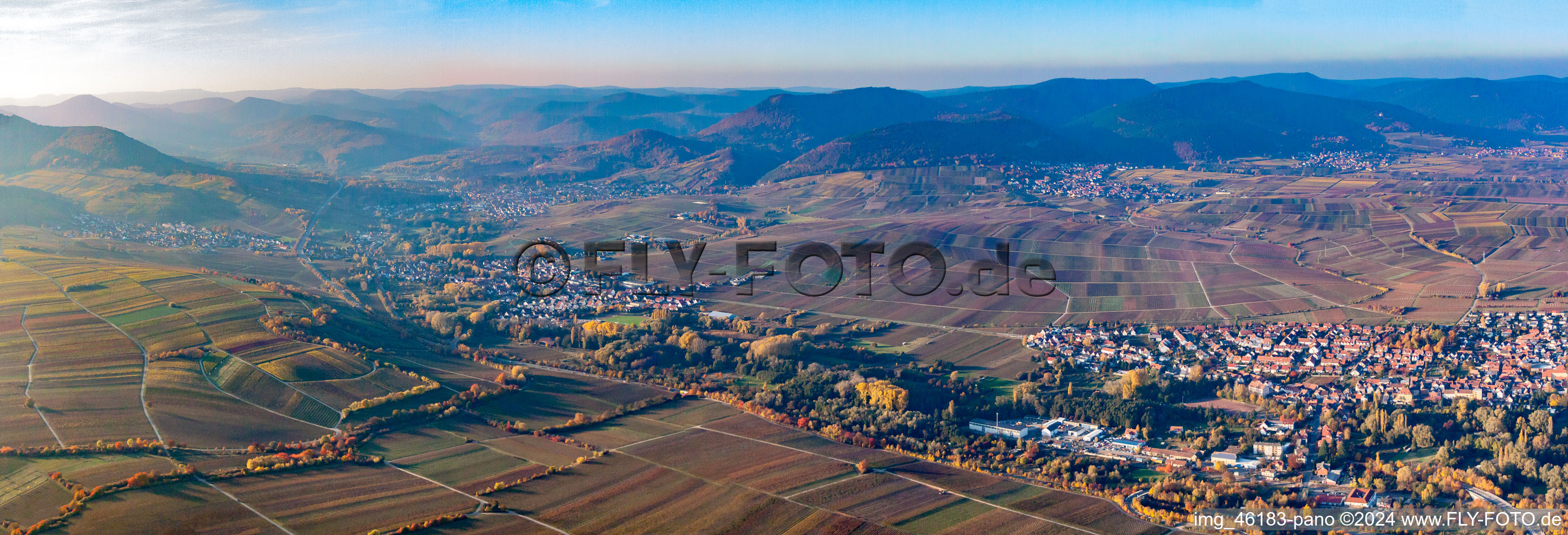 Panorama in Siebeldingen in the state Rhineland-Palatinate, Germany