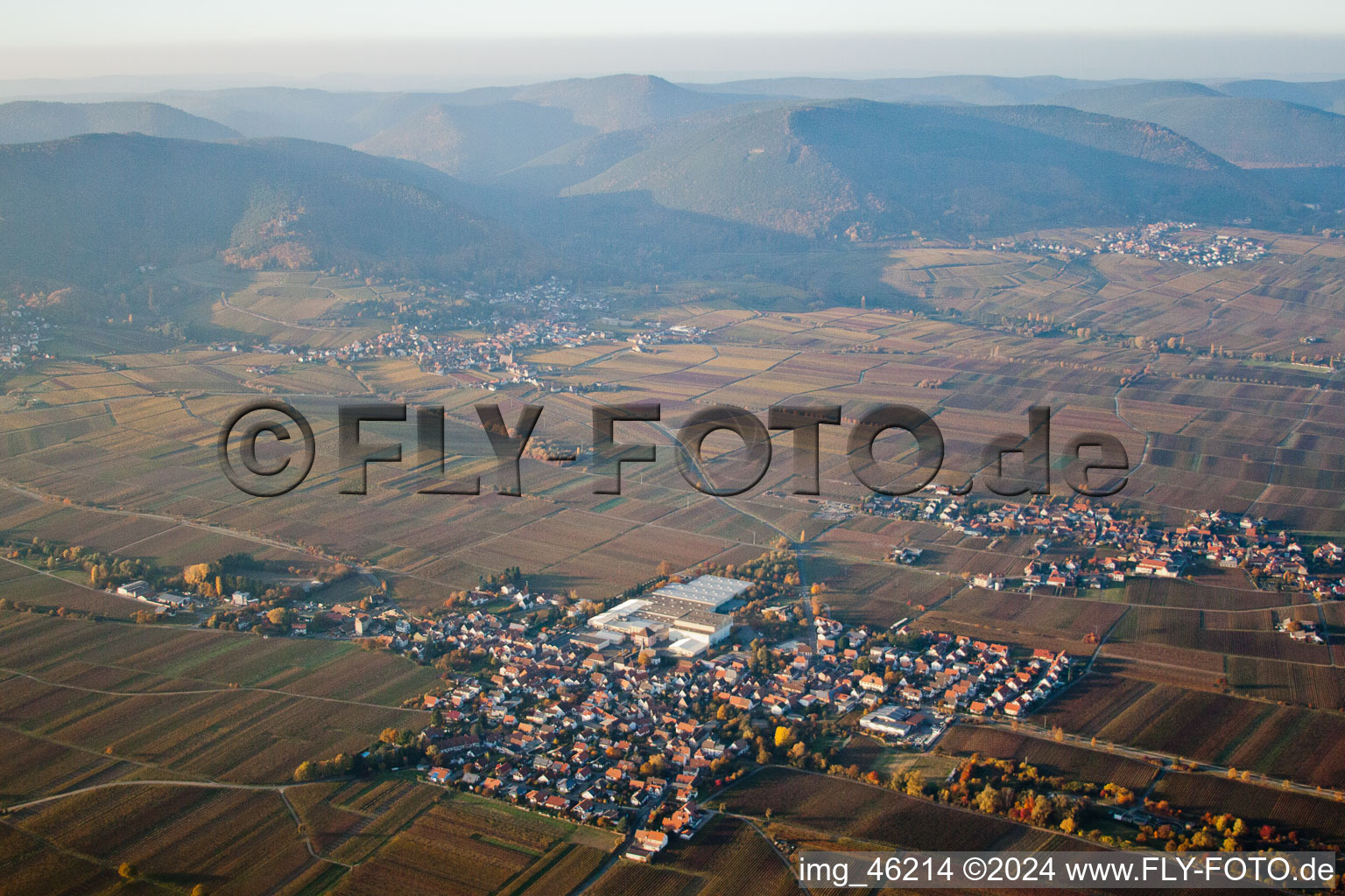 Bird's eye view of District Nußdorf in Landau in der Pfalz in the state Rhineland-Palatinate, Germany