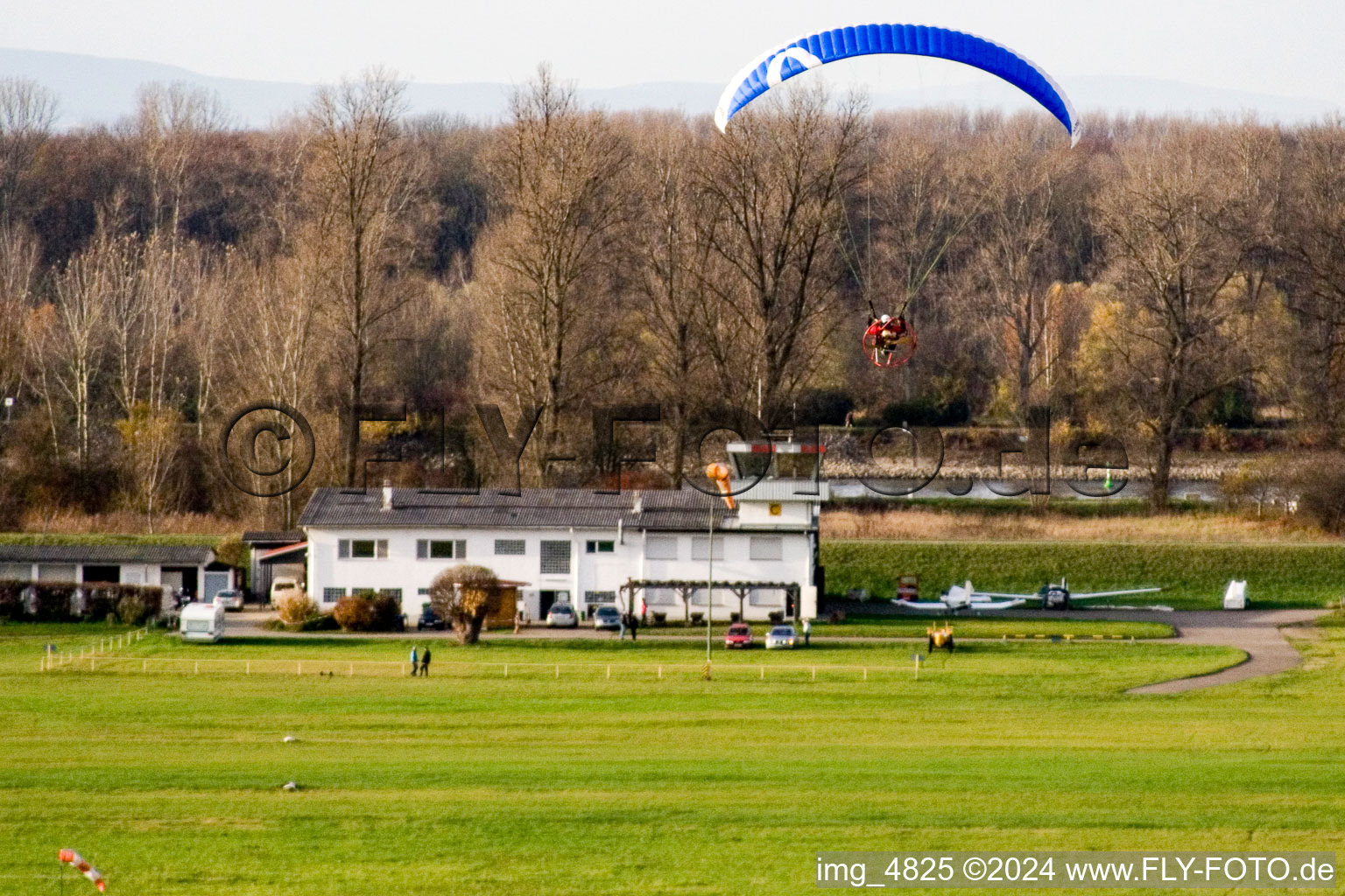 Herrenteich, performance training in Ketsch in the state Baden-Wuerttemberg, Germany