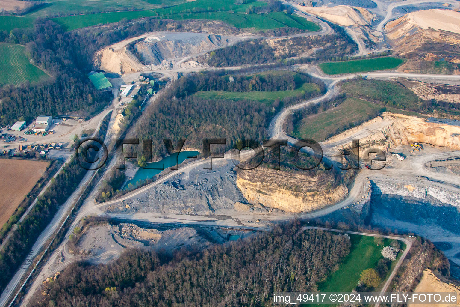 Limestone opencast mining quarry Nussloch in the district Maisbach in Nußloch in the state Baden-Wuerttemberg, Germany