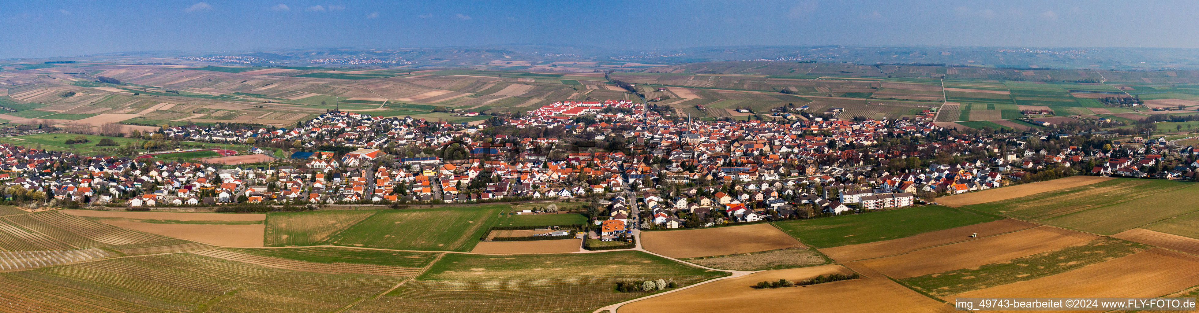 Panoramic perspective Town View of the streets and houses of the residential areas in Saulheim in the state Rhineland-Palatinate, Germany