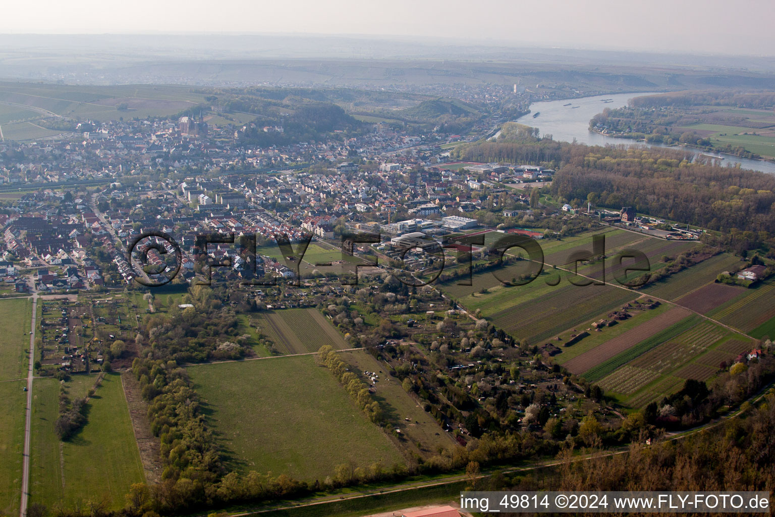 Drone recording of Oppenheim in the state Rhineland-Palatinate, Germany