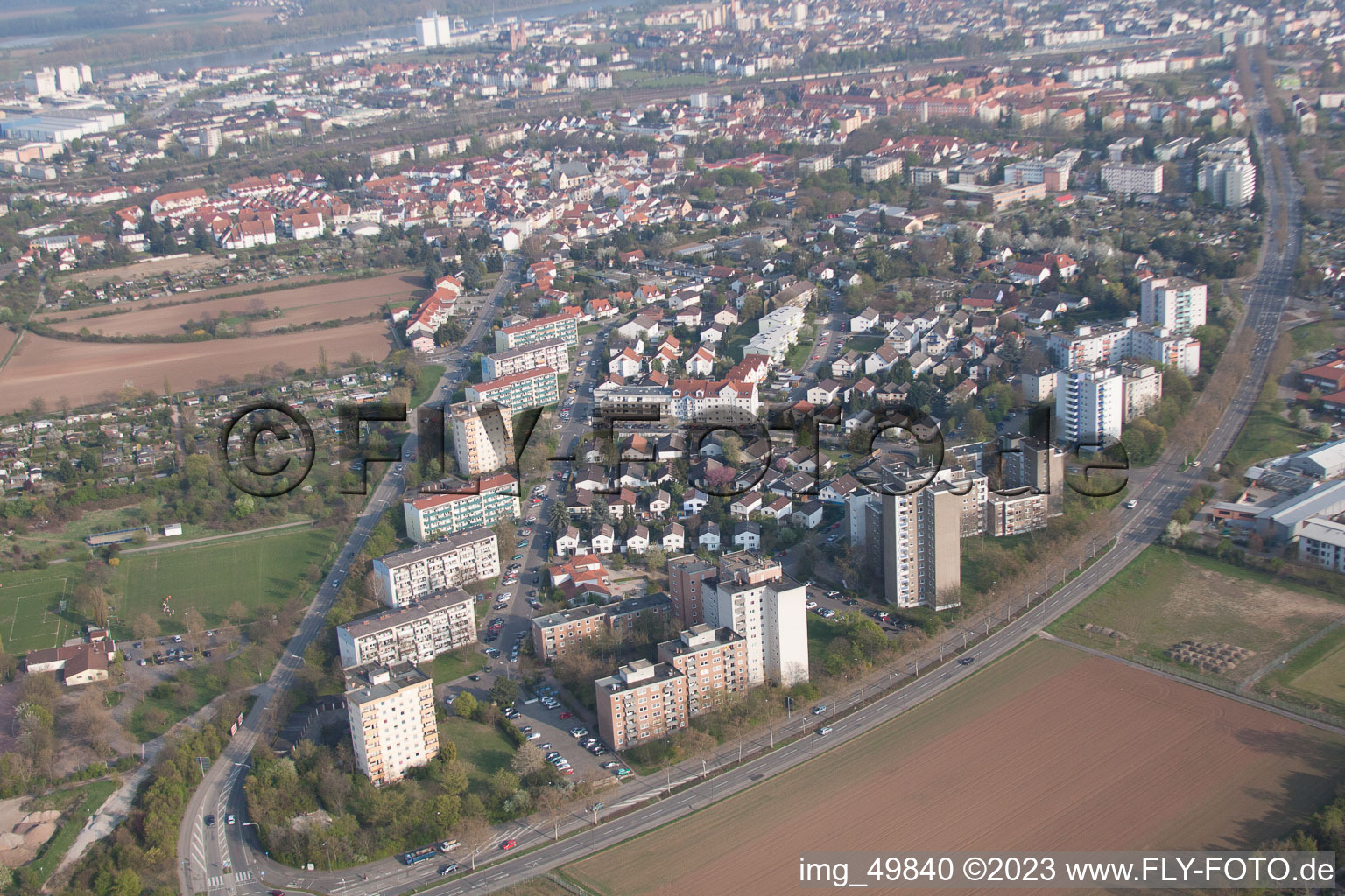 Oblique view of District Neuhausen in Worms in the state Rhineland-Palatinate, Germany