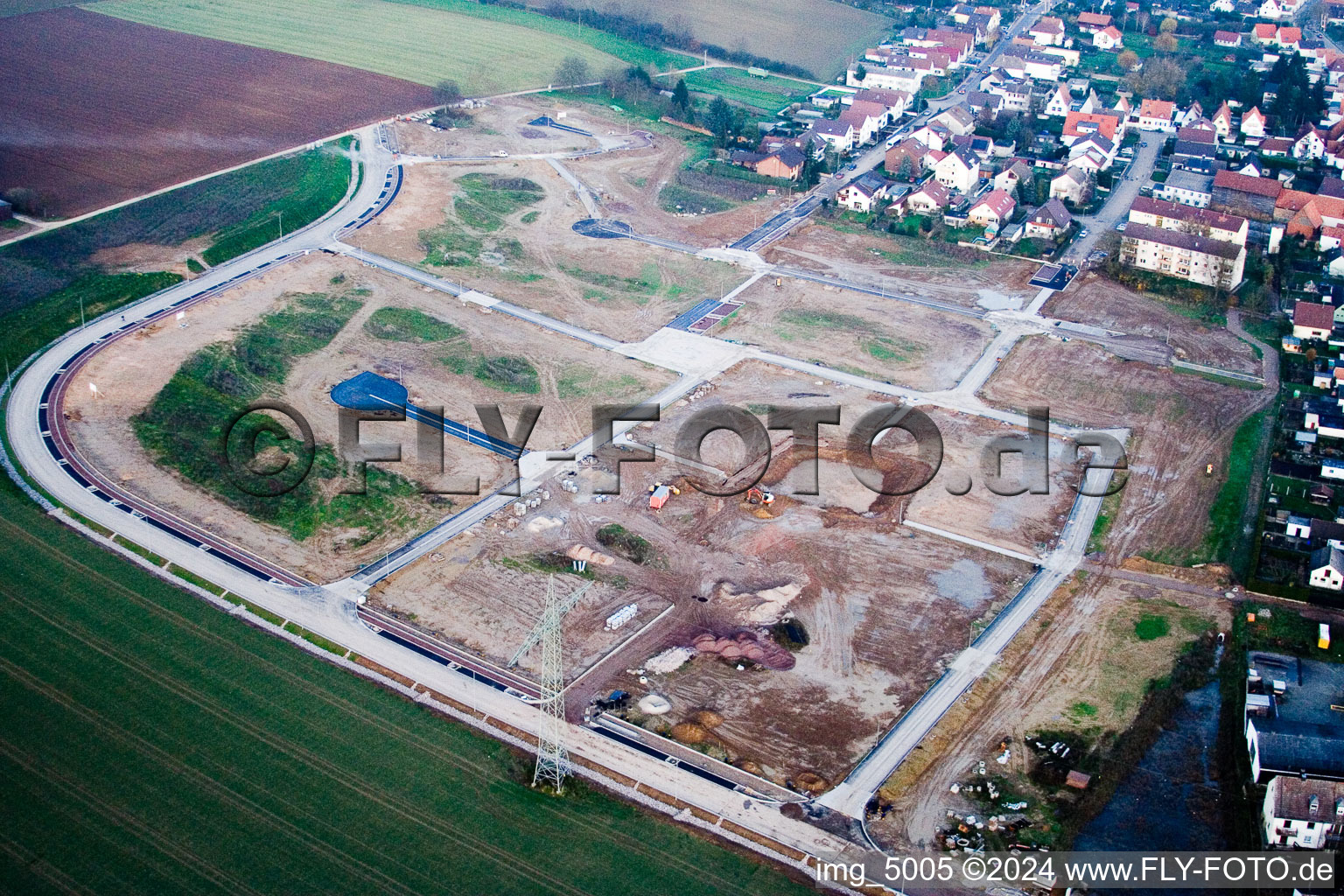 Aerial photograpy of New development area Am Höhenweg in Kandel in the state Rhineland-Palatinate, Germany