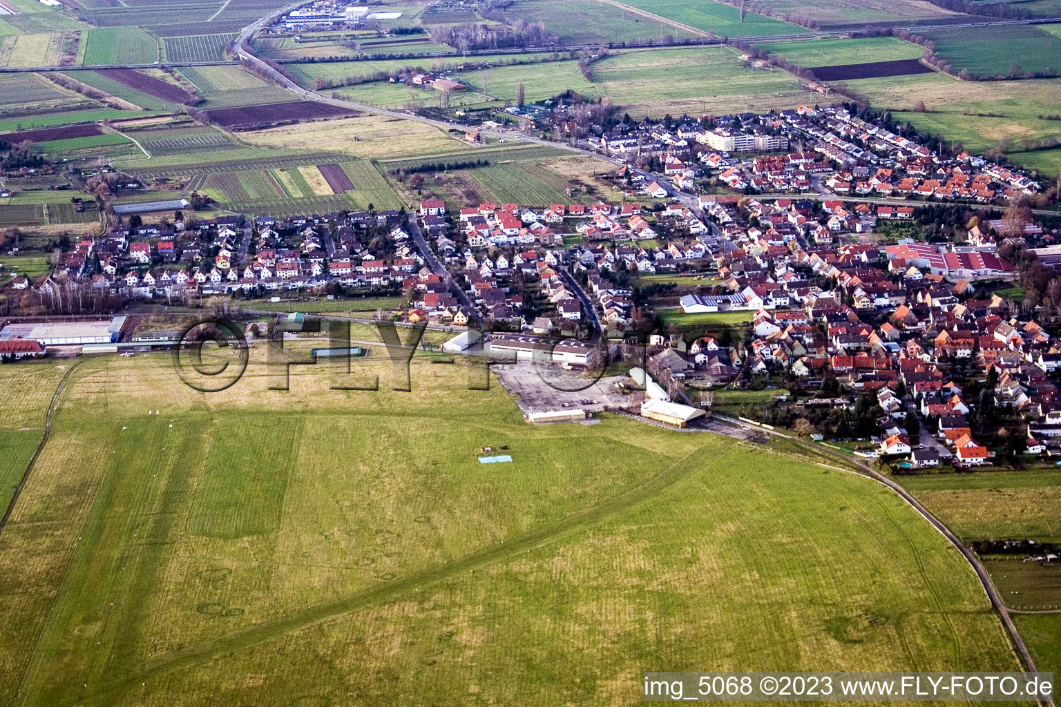 Aerial view of Laughter-Speyerdorf, airfield in the district Speyerdorf in Neustadt an der Weinstraße in the state Rhineland-Palatinate, Germany