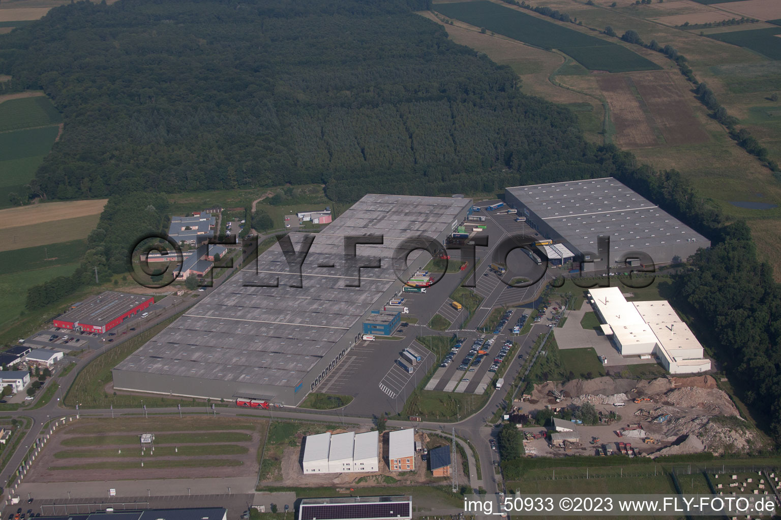 Horst industrial area, coincidence logistics center in the district Minderslachen in Kandel in the state Rhineland-Palatinate, Germany out of the air