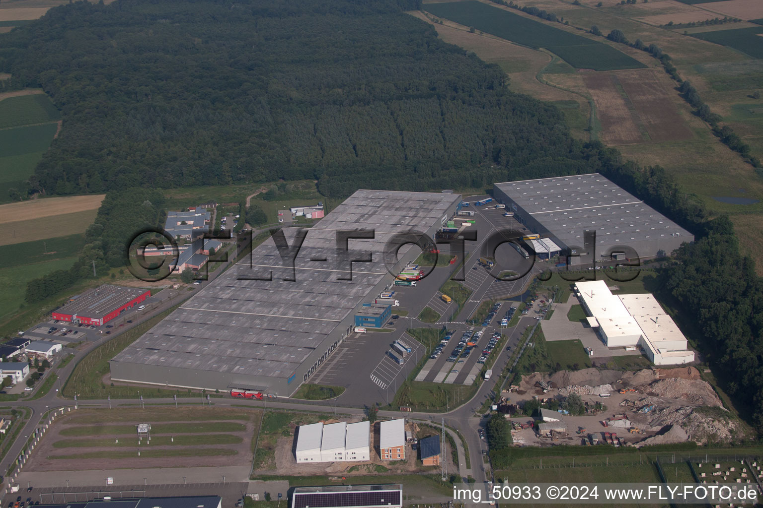 Horst Industrial Area, Zufall Logistics Center in the district Minderslachen in Kandel in the state Rhineland-Palatinate, Germany out of the air