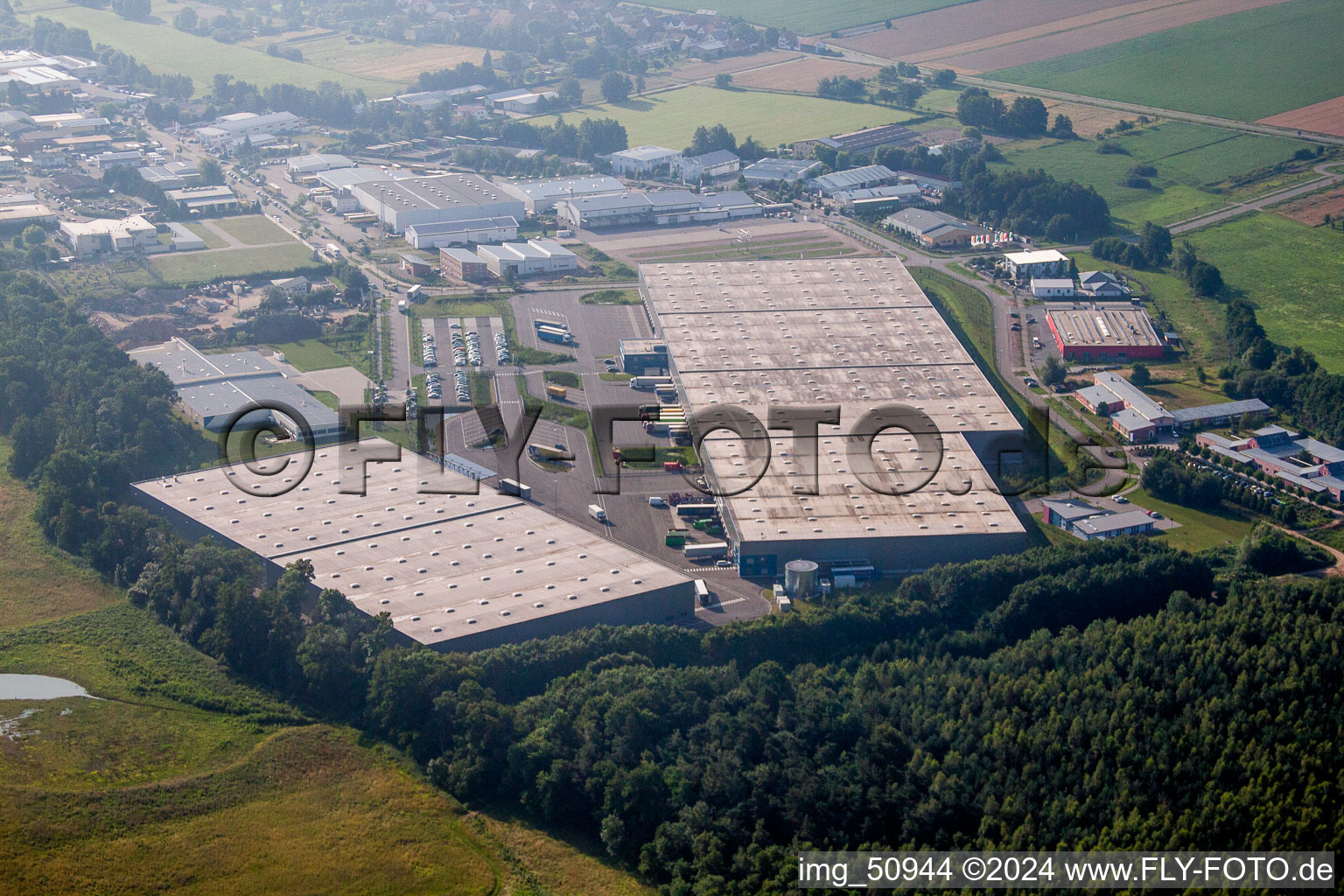 Horst Industrial Area, Zufall Logistics Center in the district Minderslachen in Kandel in the state Rhineland-Palatinate, Germany from a drone