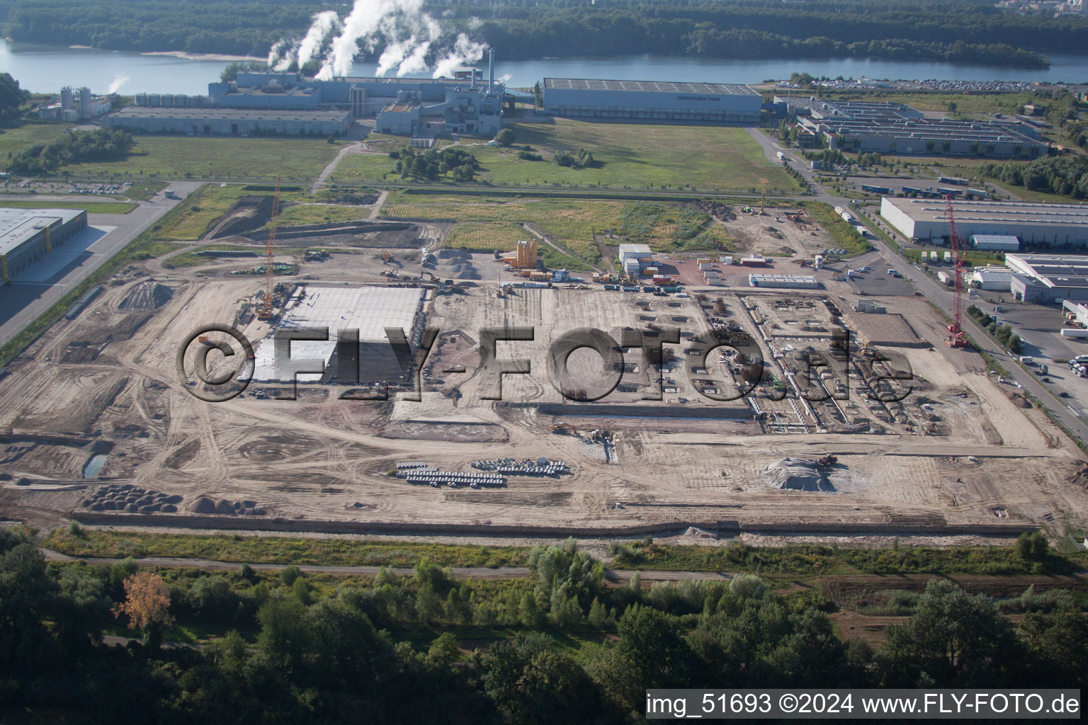 Oberwald Industrial Area in Wörth am Rhein in the state Rhineland-Palatinate, Germany seen from above