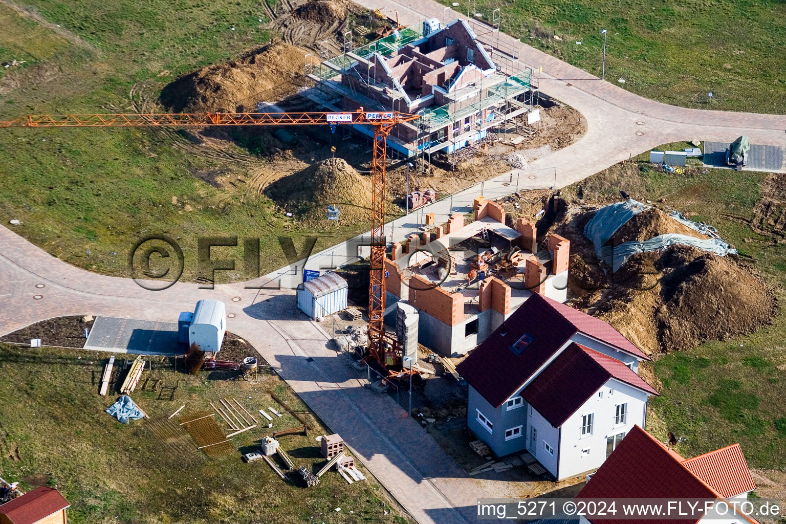 New development area NO in the district Schaidt in Wörth am Rhein in the state Rhineland-Palatinate, Germany seen from above