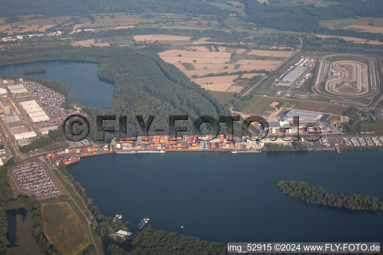 Bird's eye view of Oberwald Industrial Area in the district Maximiliansau in Wörth am Rhein in the state Rhineland-Palatinate, Germany