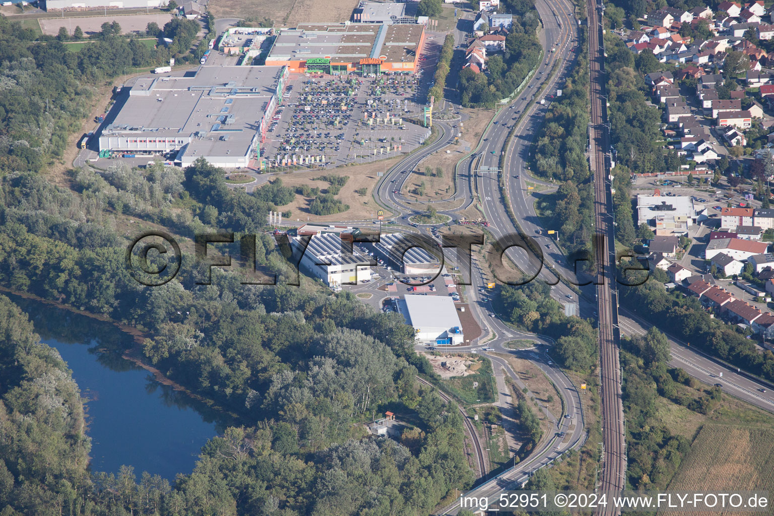 Maximilianscenter 2 in the district Maximiliansau in Wörth am Rhein in the state Rhineland-Palatinate, Germany