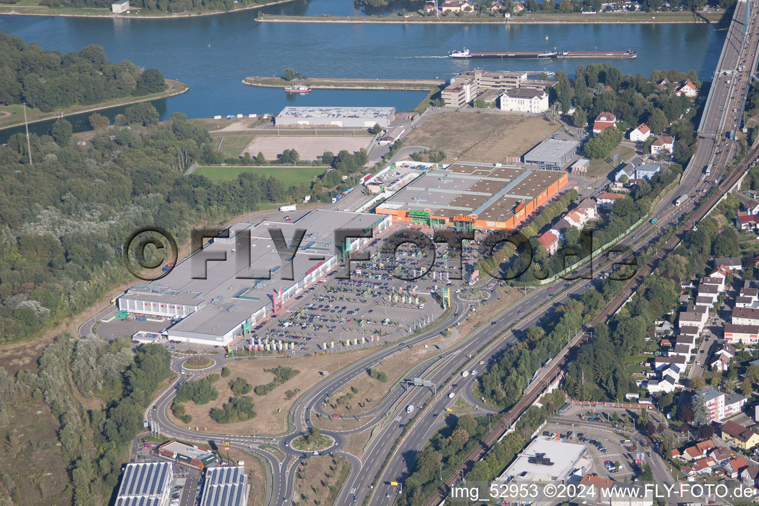 Aerial photograpy of Maximiliansau, Maximilianscenter 2 in Wörth am Rhein in the state Rhineland-Palatinate, Germany