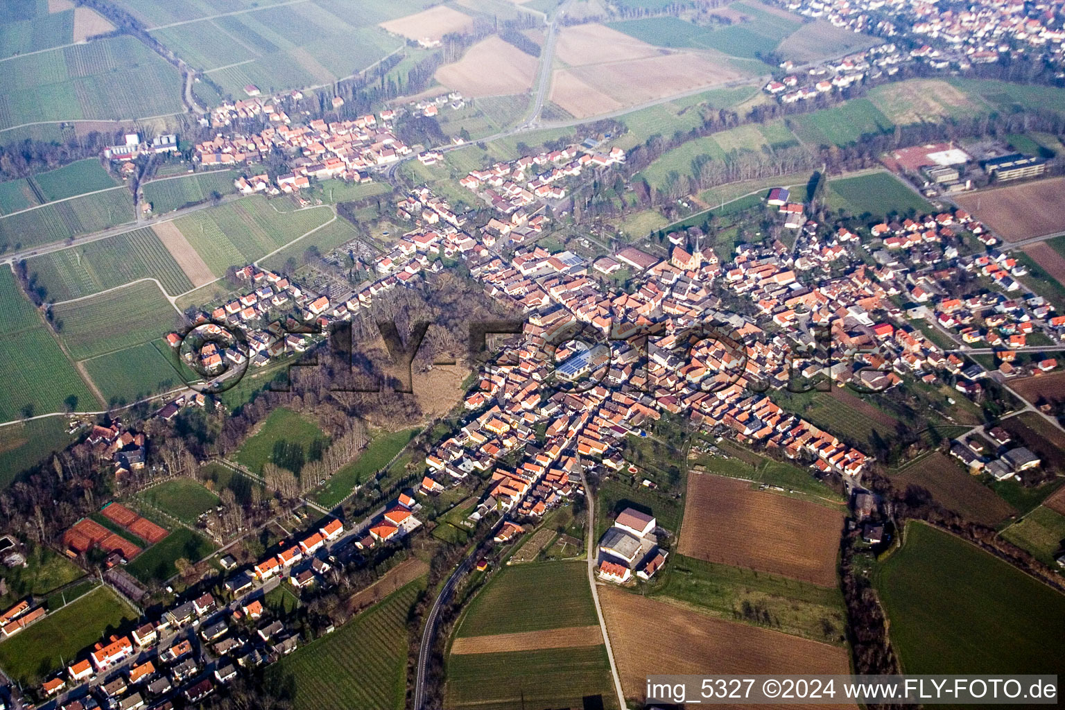 Town View of the streets and houses of the residential areas in the district Ingenheim in Billigheim-Ingenheim in the state Rhineland-Palatinate out of the air