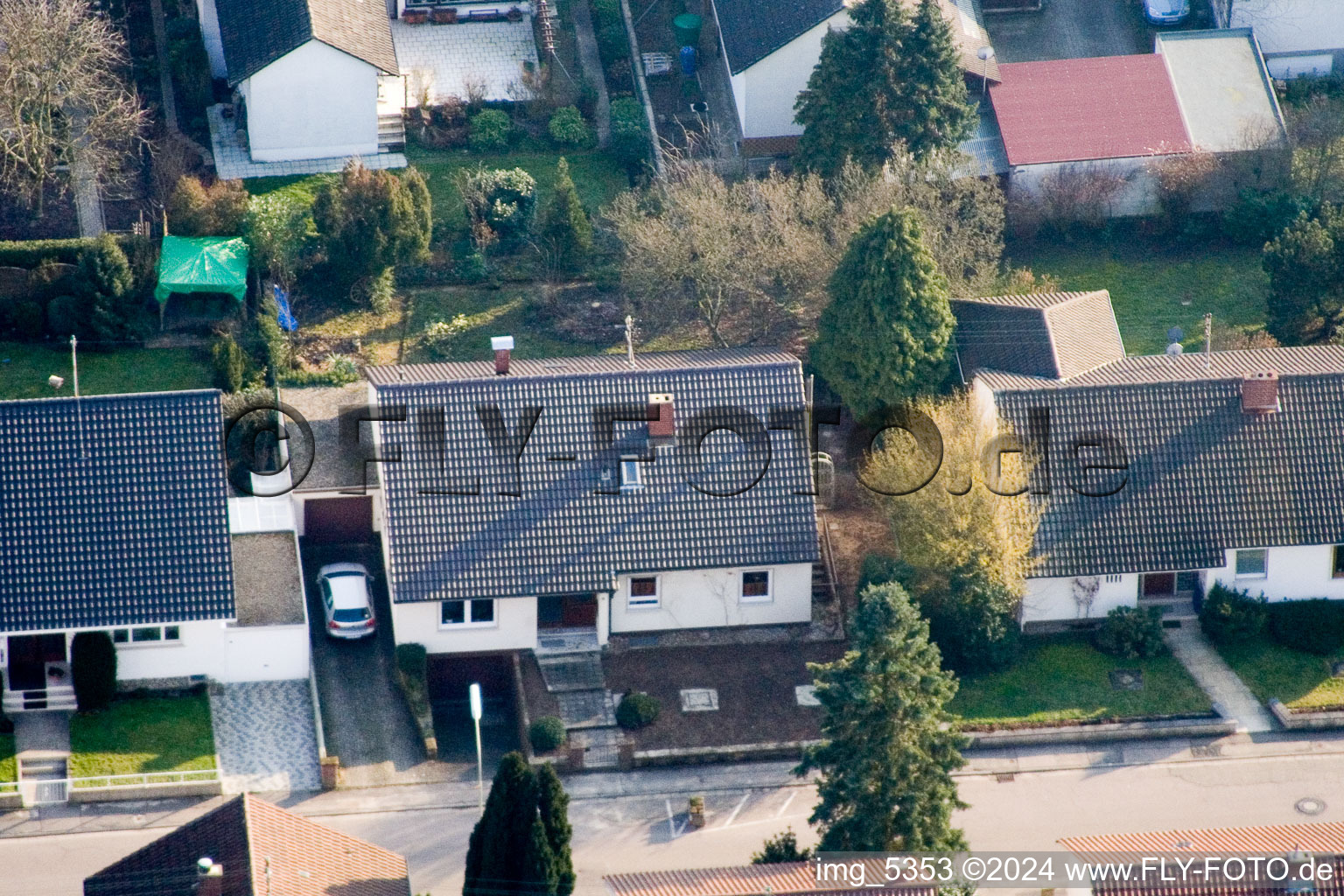 Bird's eye view of Zeppelinstr in Kandel in the state Rhineland-Palatinate, Germany