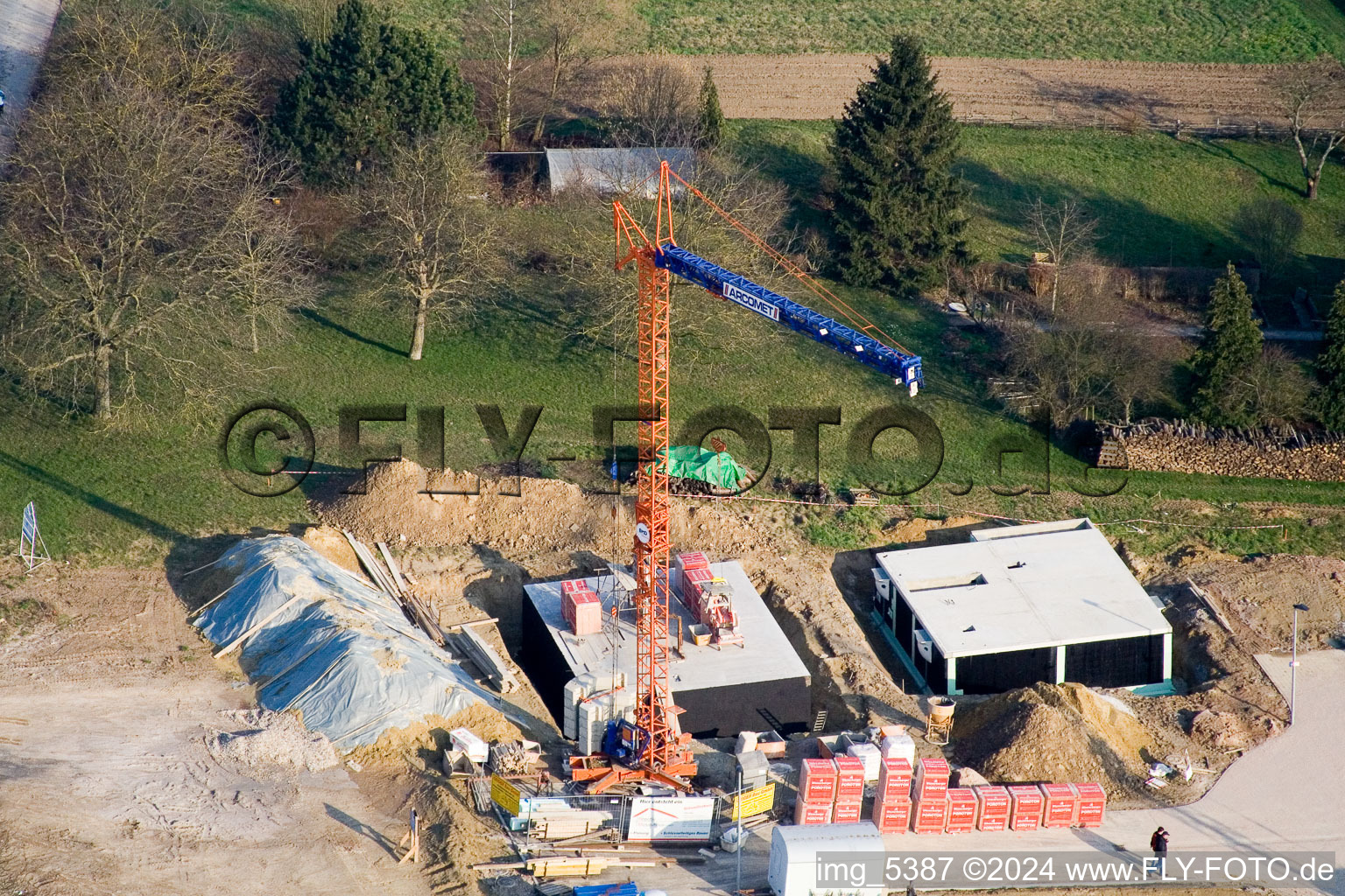 Aerial photograpy of New development area Am Höhenweg in Kandel in the state Rhineland-Palatinate, Germany