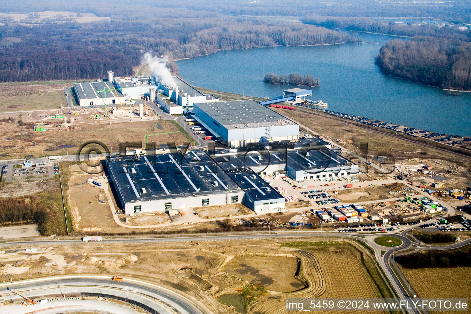 Palm corrugated cardboard factory in Wörth am Rhein in the state Rhineland-Palatinate, Germany