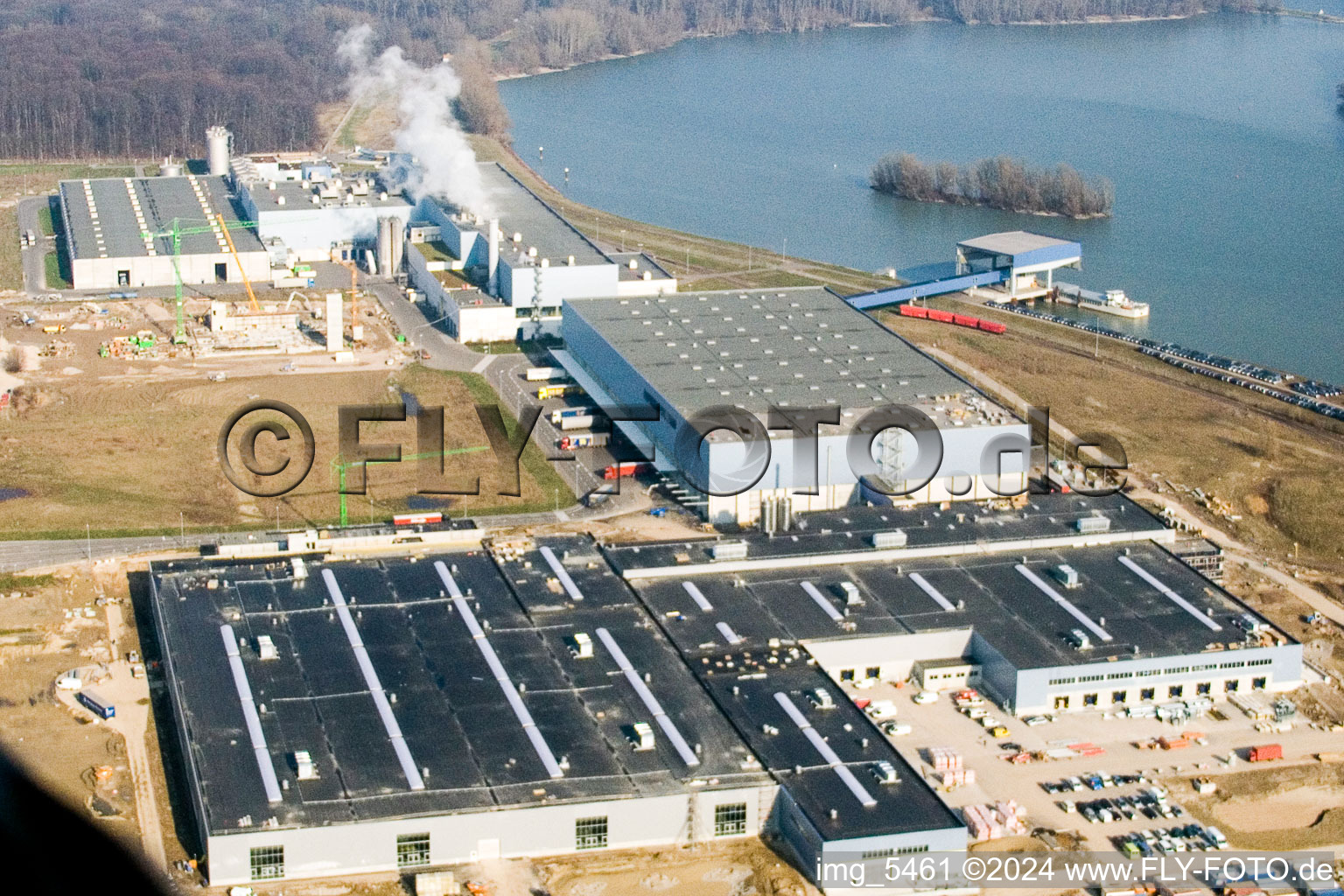 Aerial view of Palm corrugated cardboard factory in Wörth am Rhein in the state Rhineland-Palatinate, Germany