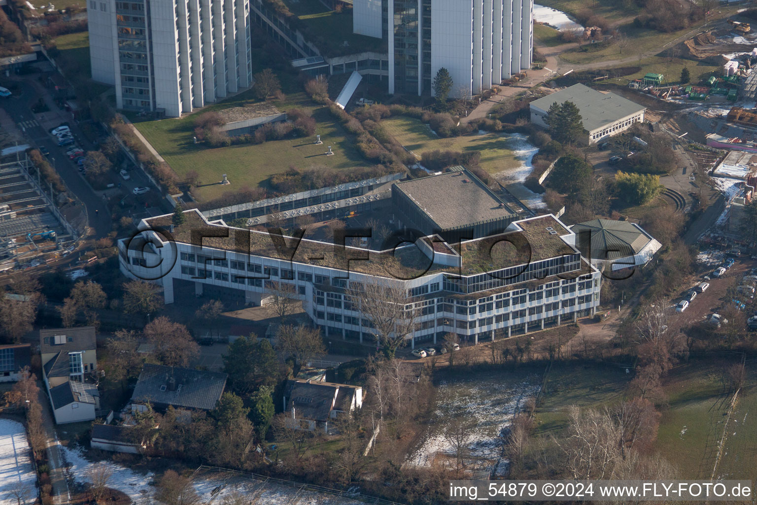 Hospital grounds of the Clinic BG Klinik Ludwigshafen in Ludwigshafen am Rhein in the state Rhineland-Palatinate from above