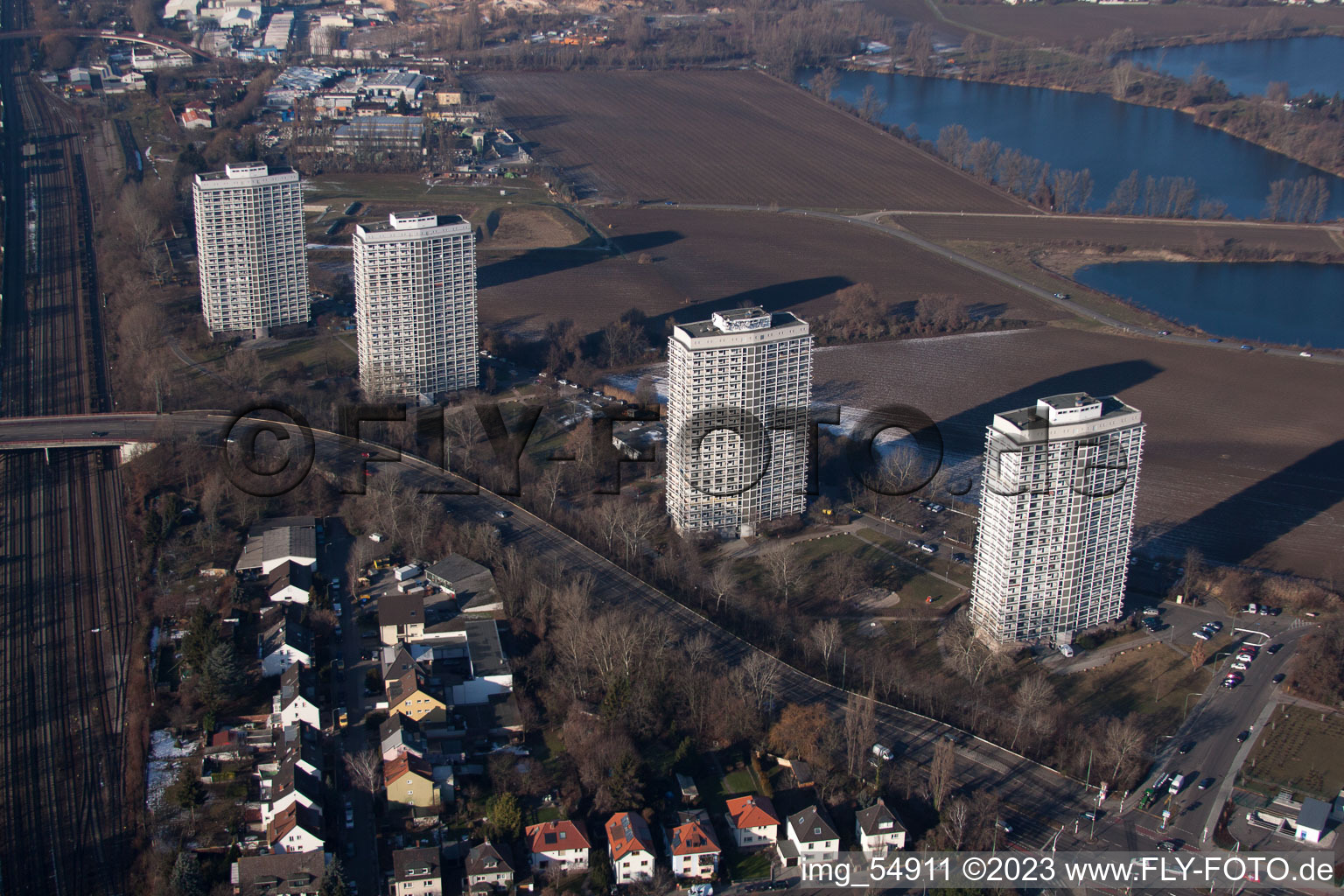 Oggersheim, high-rise buildings at the Froschlache in the district Friesenheim in Ludwigshafen am Rhein in the state Rhineland-Palatinate, Germany