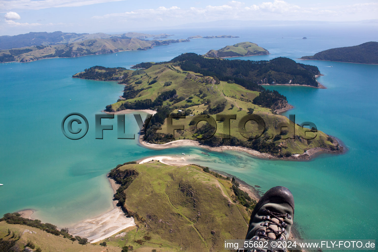 Coastal area of the Whanganui Island in Wyuna Bay in Waikato, New Zealand