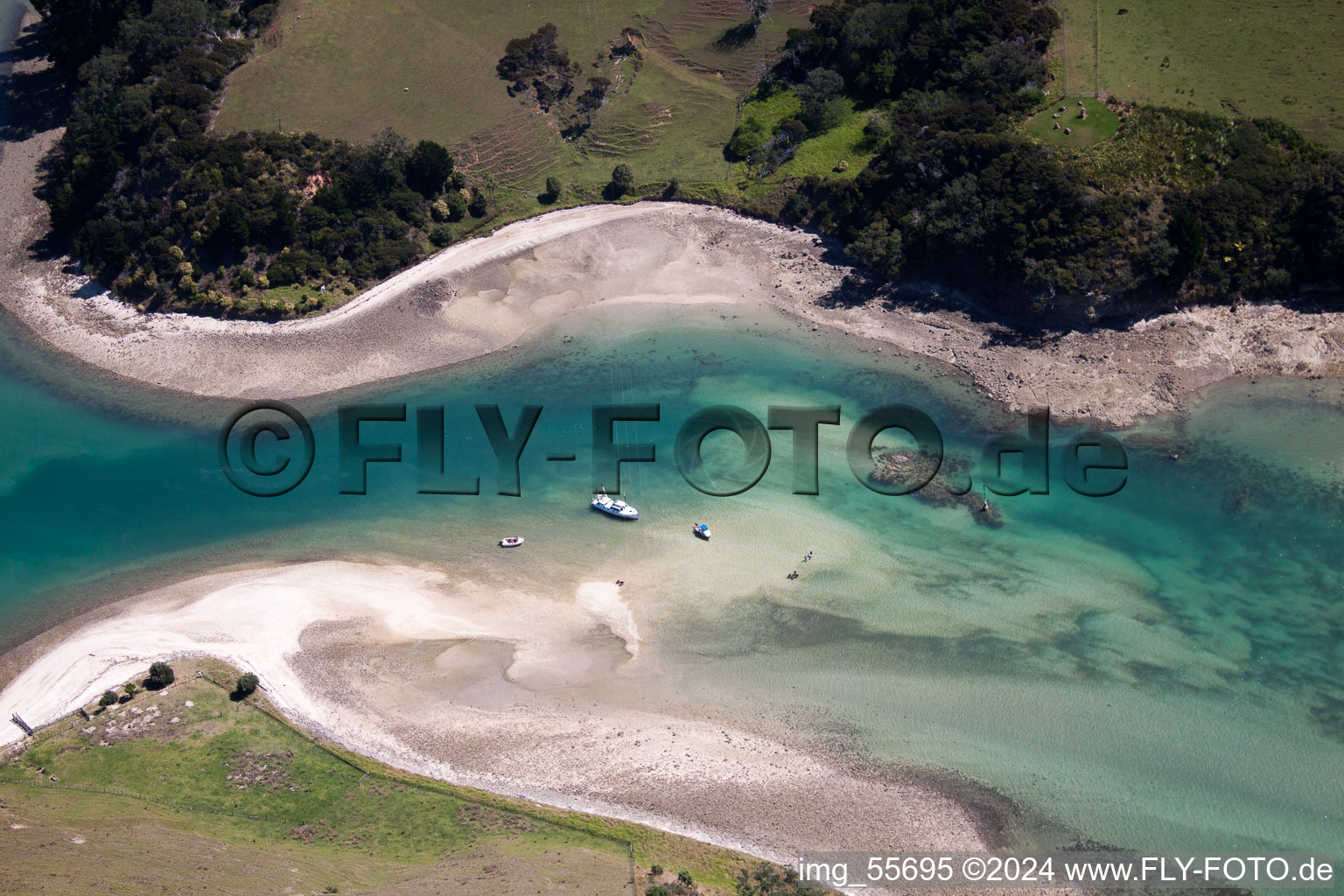 Aerial photograpy of Whanganui Island in the state Waikato, New Zealand