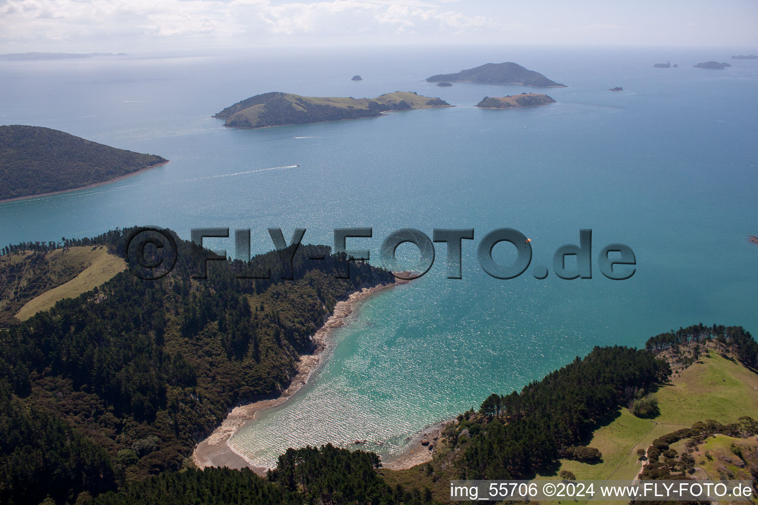 Bird's eye view of Whanganui Island in the state Waikato, New Zealand