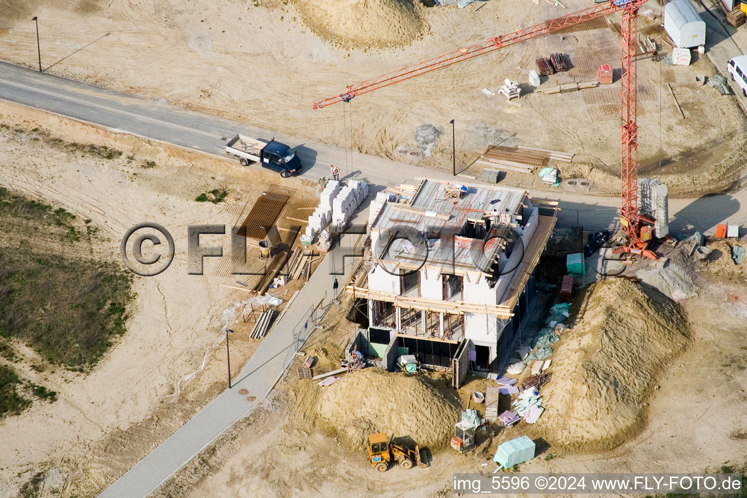 Aerial photograpy of New development area Am Höhenweg in Kandel in the state Rhineland-Palatinate, Germany