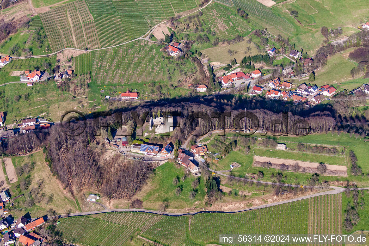 Neuwindeck Castle Ruins in the district Matzenhöfe in Lauf in the state Baden-Wuerttemberg, Germany