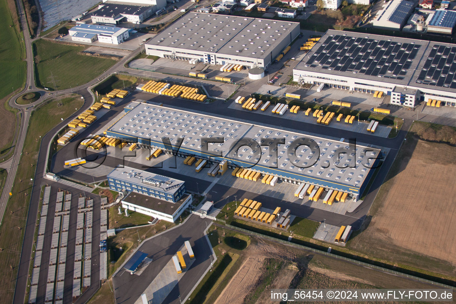 DACHSER Logistics Center Karlsruhe GmbH, Malsch in Malsch in the state Baden-Wuerttemberg, Germany from above