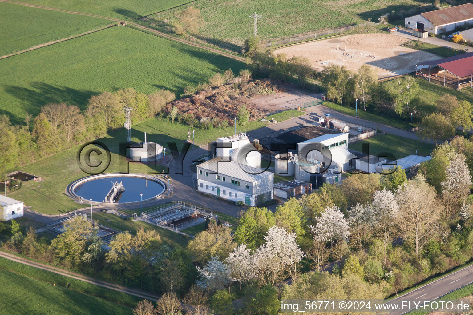 Aerial photograpy of Sewage treatment plant in the district Offenbach in Offenbach an der Queich in the state Rhineland-Palatinate, Germany