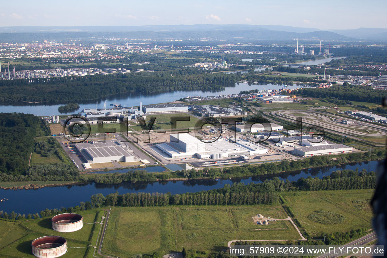 Drone image of Oberwald Industrial Area in Wörth am Rhein in the state Rhineland-Palatinate, Germany