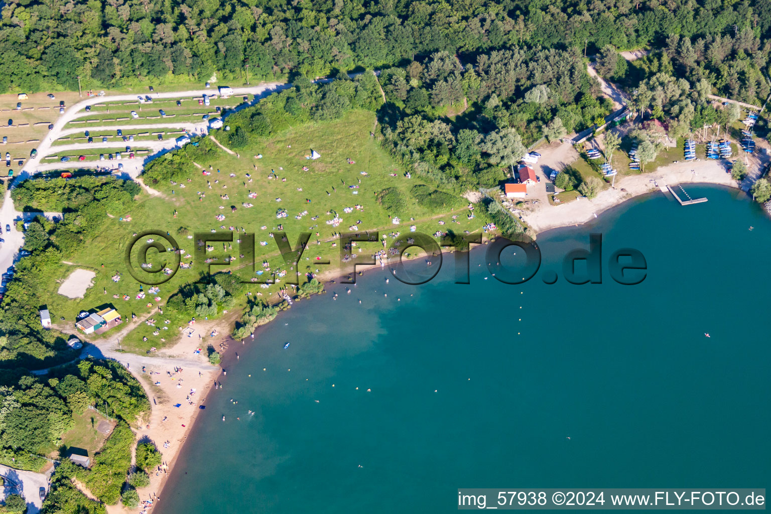 Karlsruhe-Rheinstetten, Epplesee in the district Forchheim in Rheinstetten in the state Baden-Wuerttemberg, Germany from above