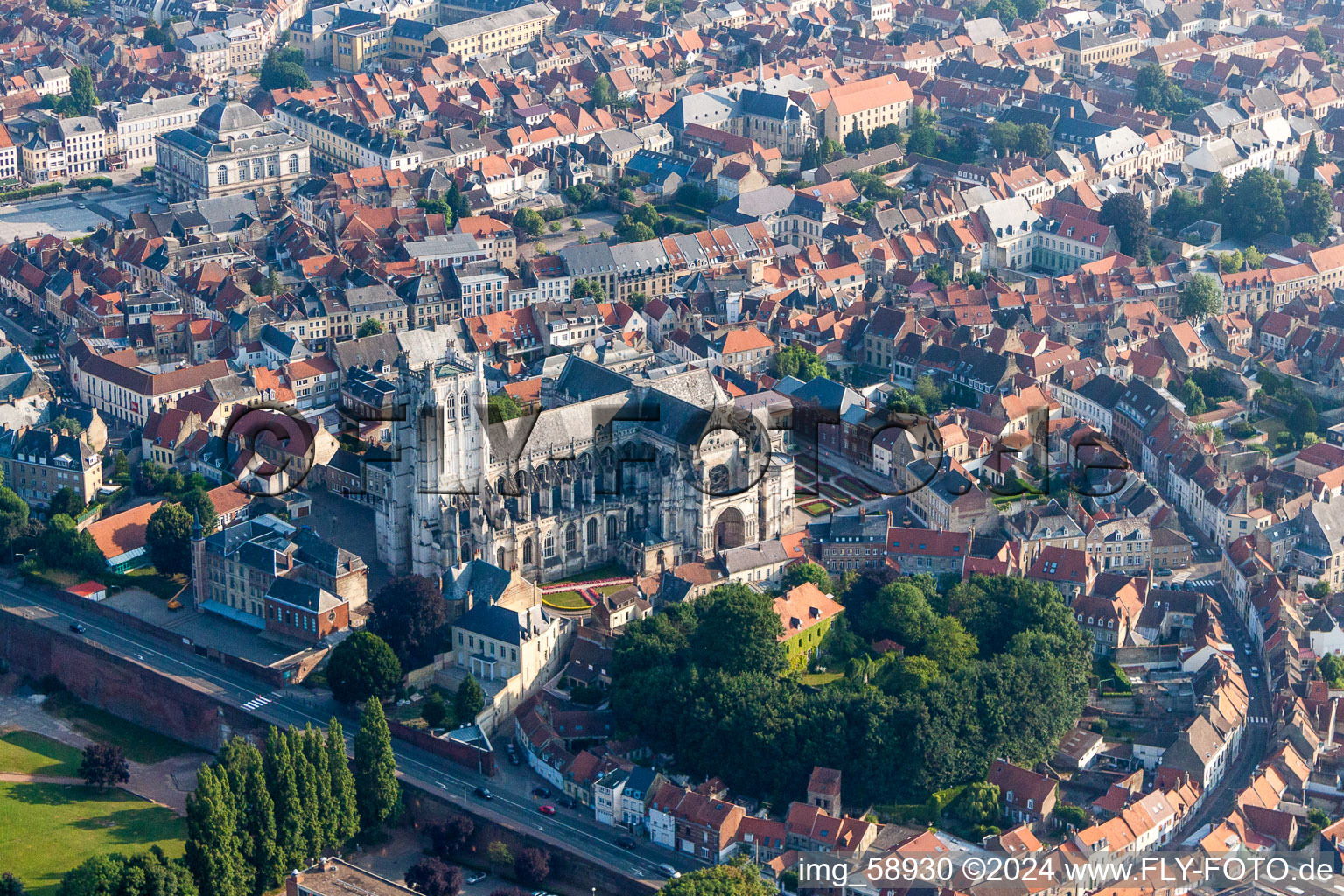 Church building of the cathedral of Kathedrale von Saint-Omer in Saint-Omer in Hauts-de-France, France