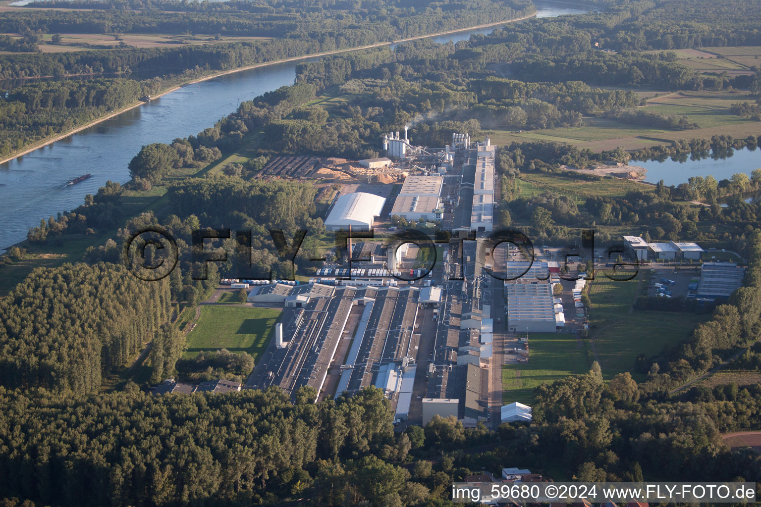 Oblique view of Industry on the Rhine in the district Sondernheim in Germersheim in the state Rhineland-Palatinate, Germany