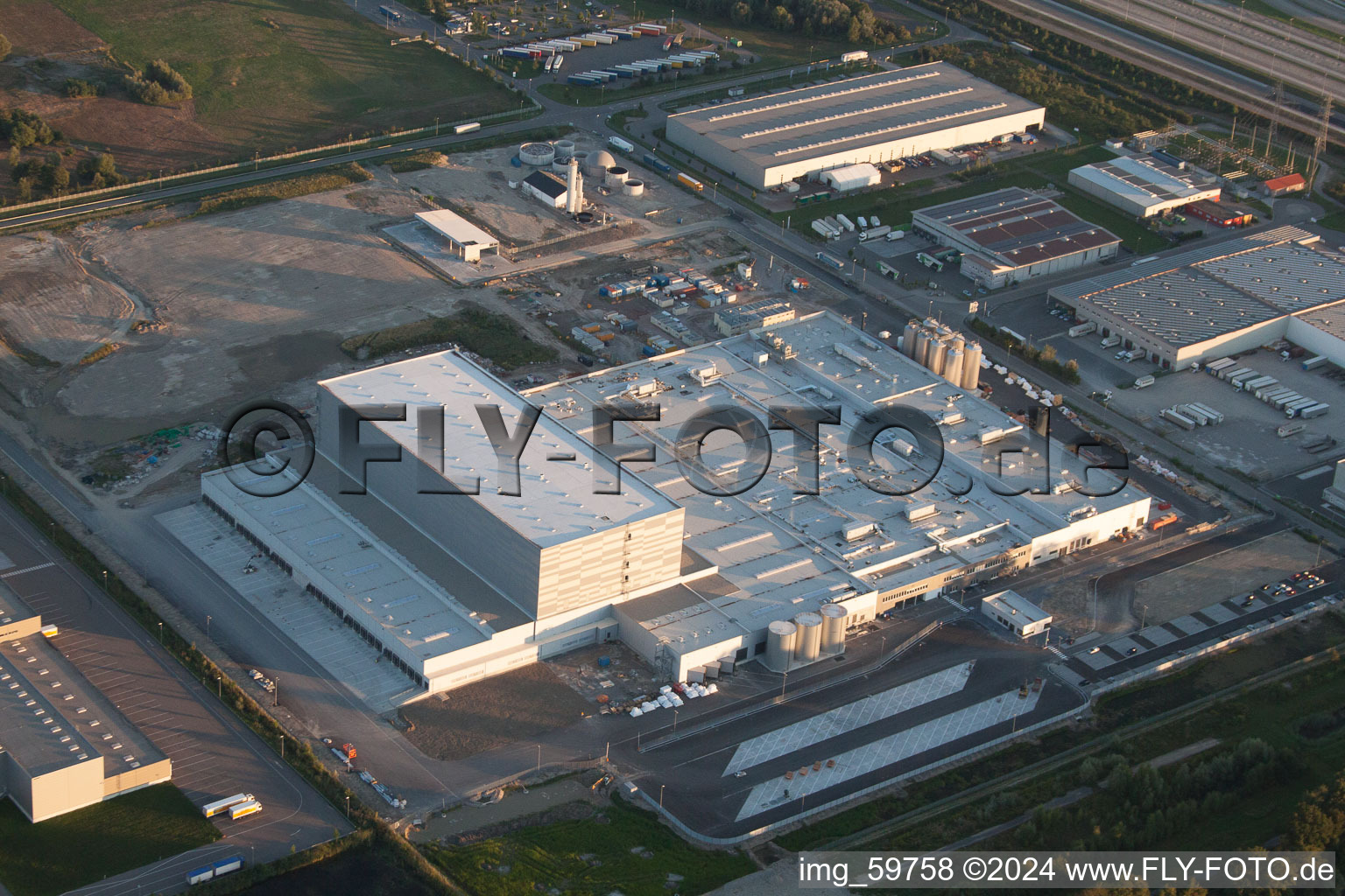 Aerial photograpy of Oberwald Industrial Area in Wörth am Rhein in the state Rhineland-Palatinate, Germany