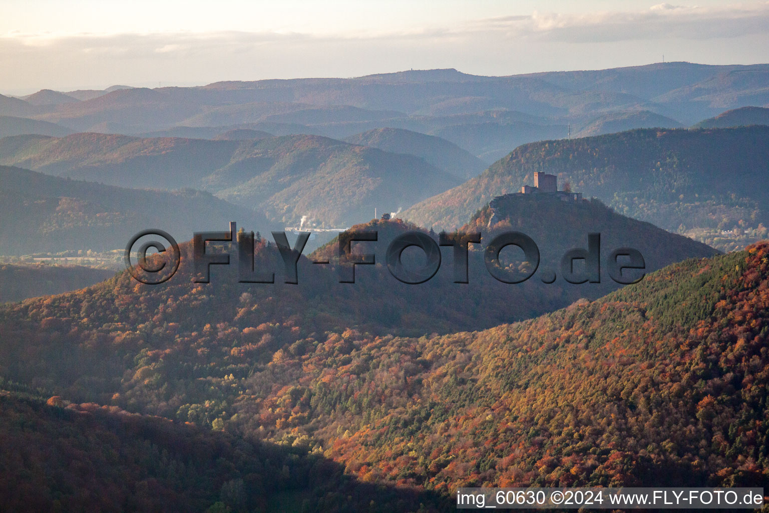 Oblique view of The 3 castles Trifels, Anebos and Münz in the district Bindersbach in Annweiler am Trifels in the state Rhineland-Palatinate, Germany