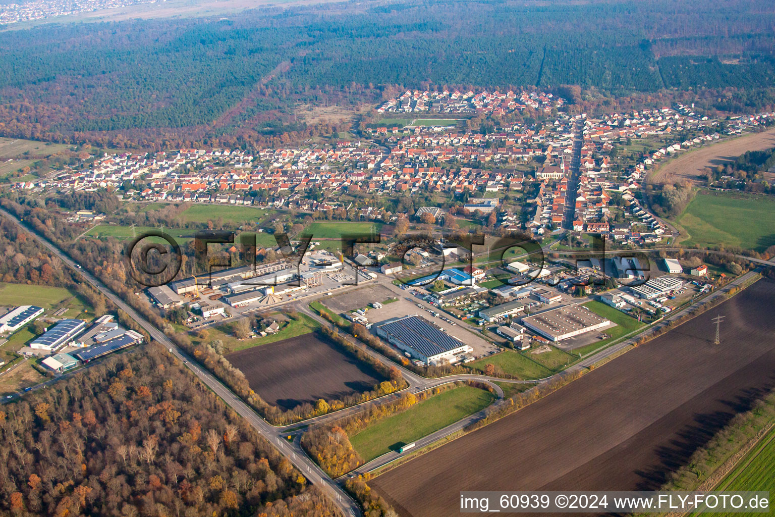 Aerial photograpy of Town View of the streets and houses of the residential areas in the district Huttenheim in Philippsburg in the state Baden-Wurttemberg