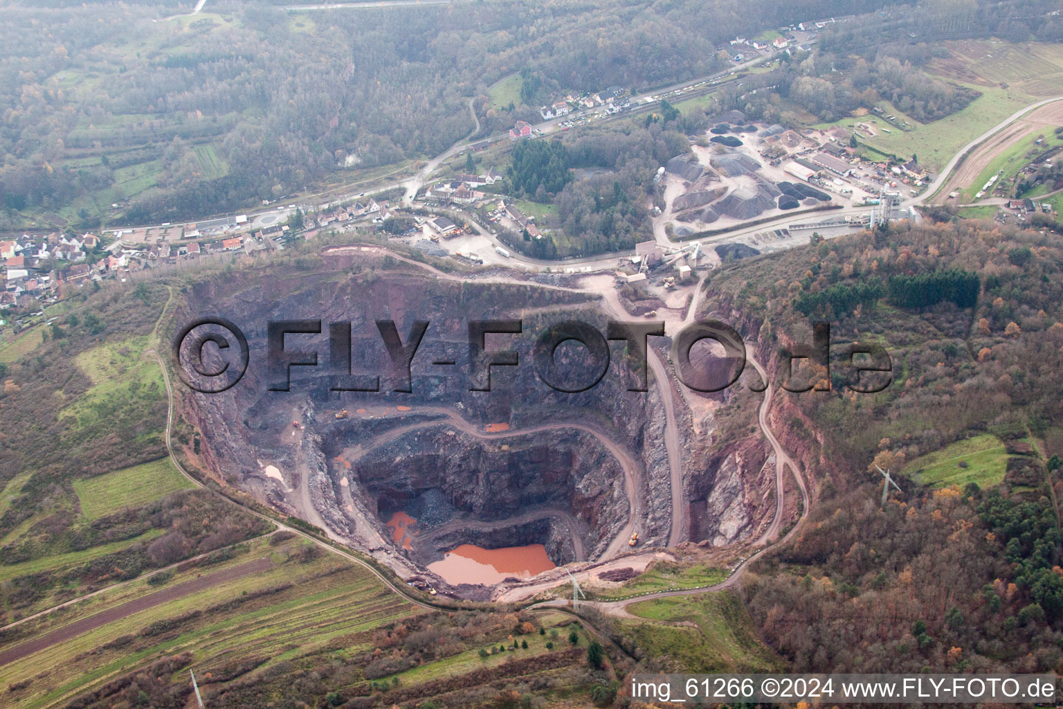 Bird's eye view of Quarry in Albersweiler in the state Rhineland-Palatinate, Germany