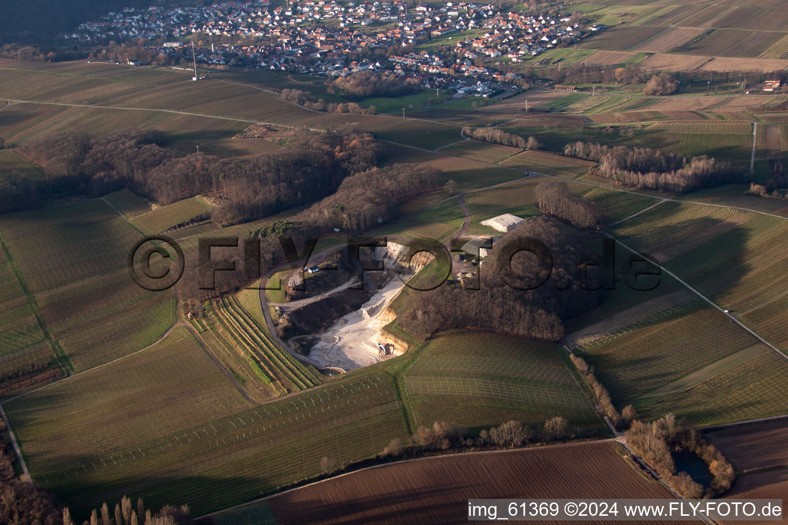 Heuchelheim-Klingen, landfill in the district Gleiszellen in Gleiszellen-Gleishorbach in the state Rhineland-Palatinate, Germany