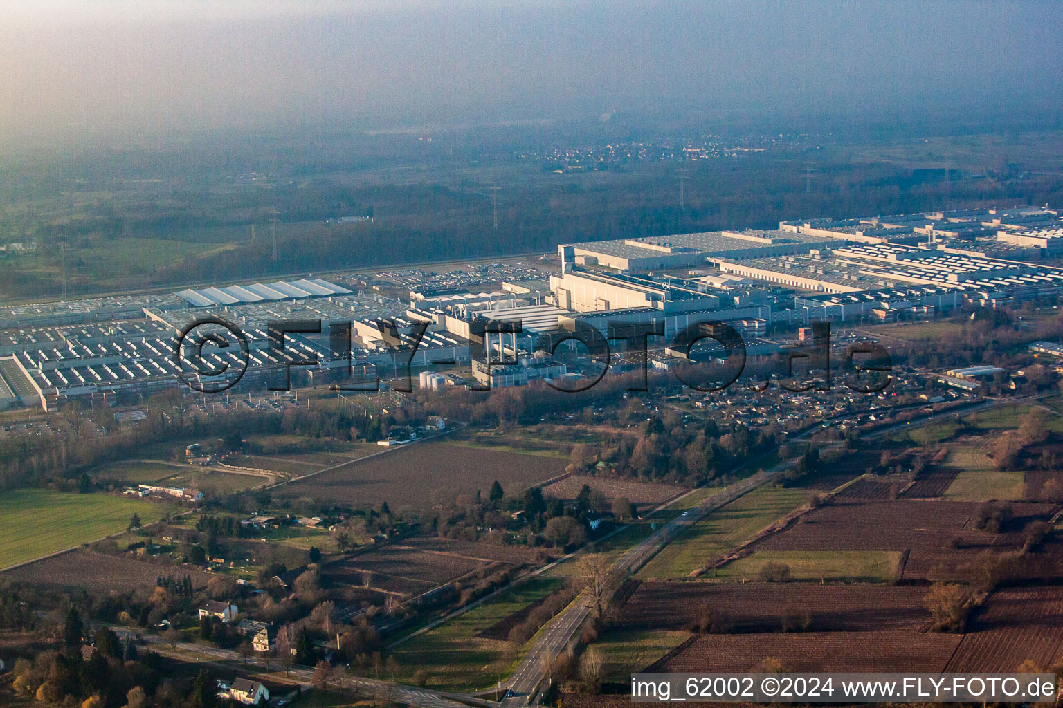 Aerial photograpy of Mercedes Benz plant from the southeast in Rastatt in the state Baden-Wuerttemberg, Germany