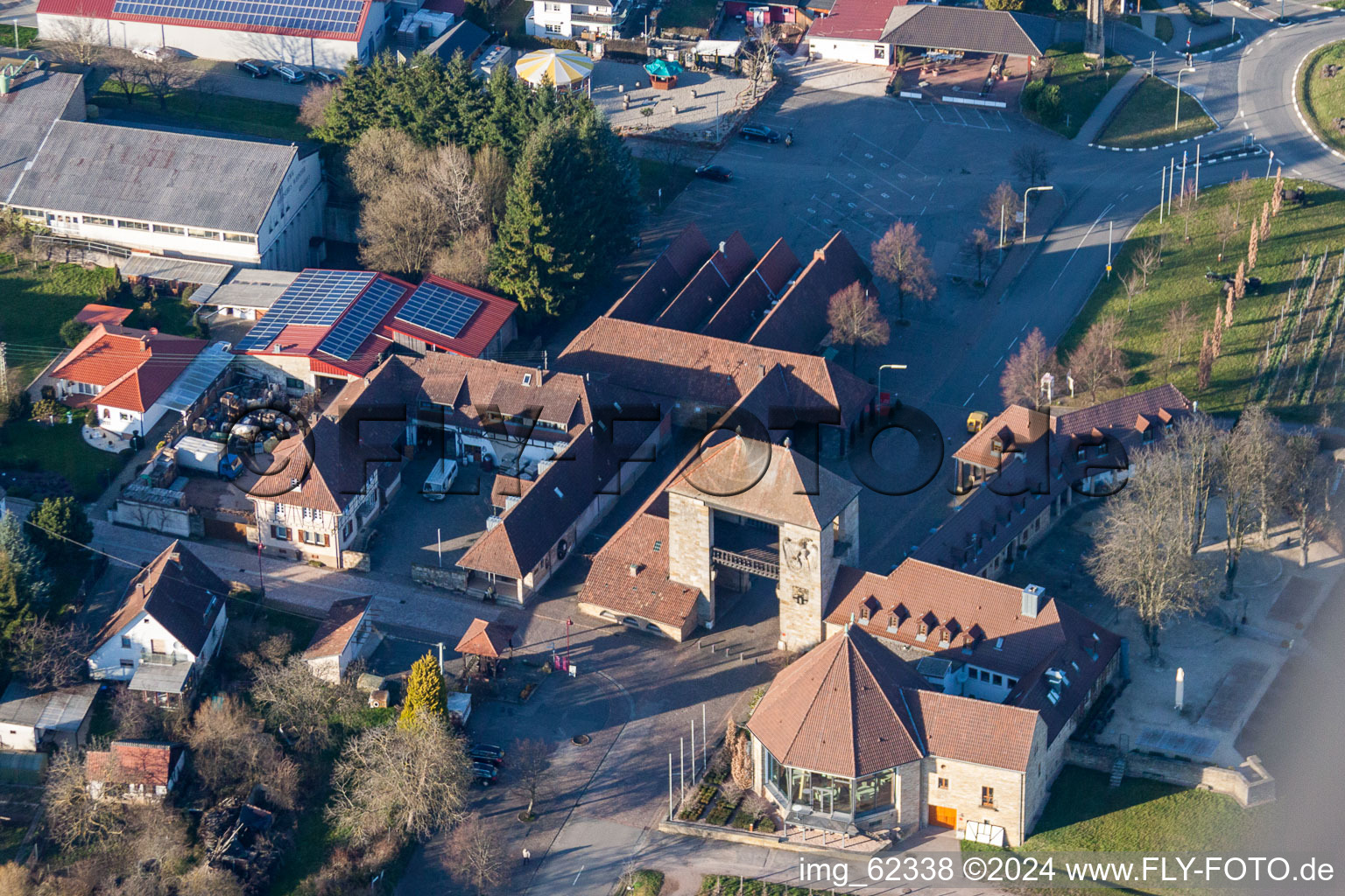 Bird's eye view of District Schweigen in Schweigen-Rechtenbach in the state Rhineland-Palatinate, Germany