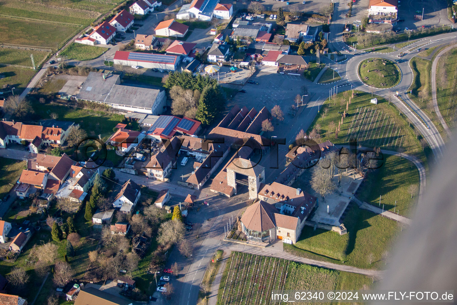 Bird's eye view of District Schweigen in Schweigen-Rechtenbach in the state Rhineland-Palatinate, Germany