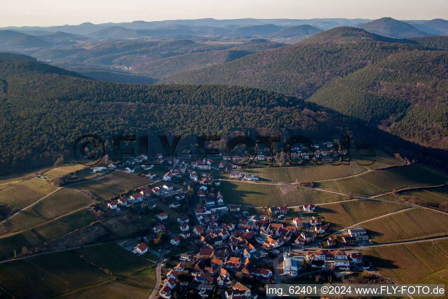 Höhenstr in the district Gleiszellen in Gleiszellen-Gleishorbach in the state Rhineland-Palatinate, Germany