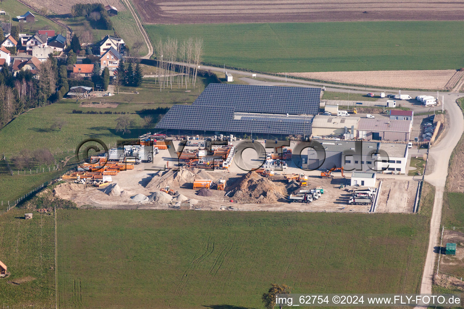 Building and production halls on the premises of HERRMANN Travaux Publics in Surbourg in Grand Est, France