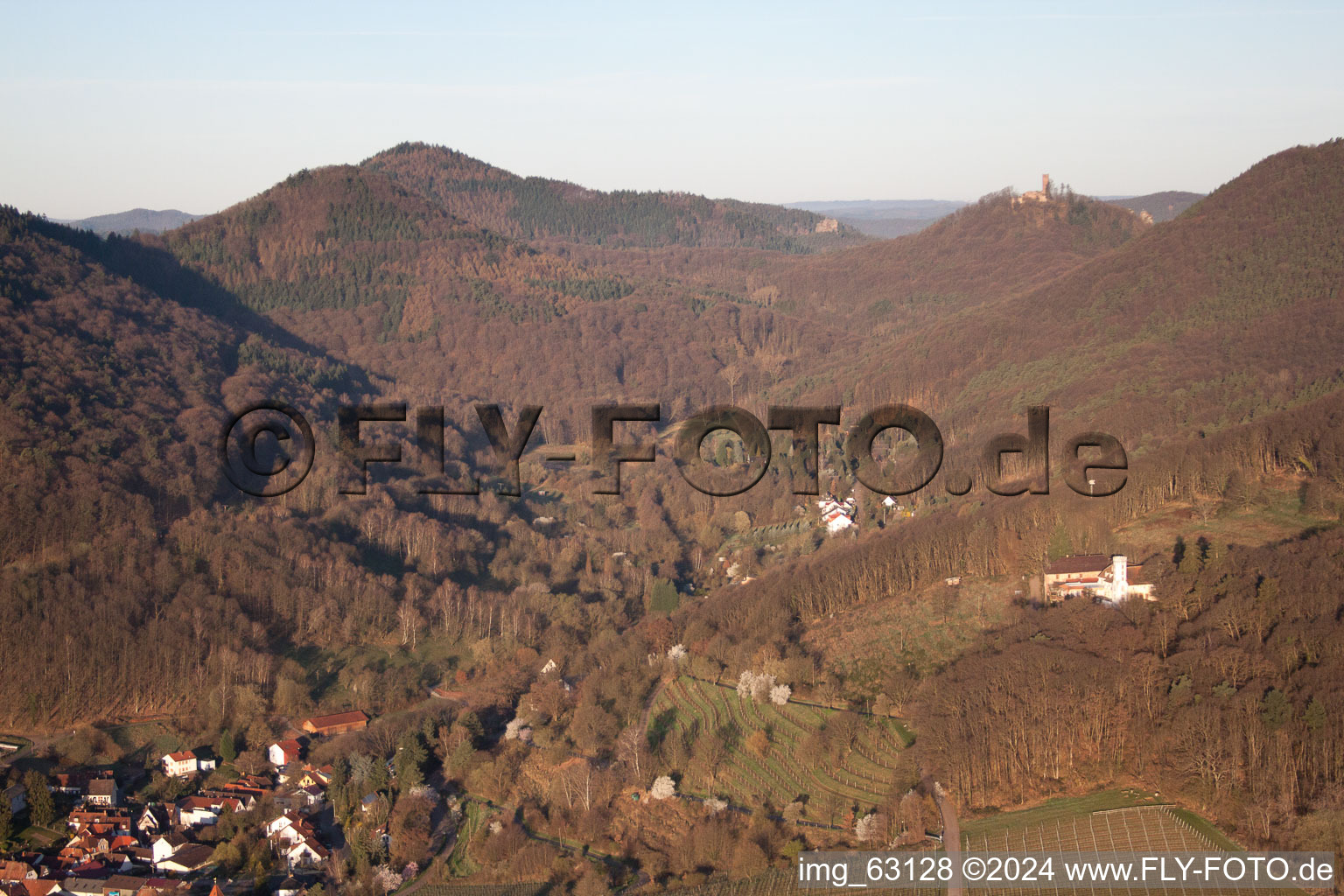 Aerial photograpy of Leinsweiler in the state Rhineland-Palatinate, Germany