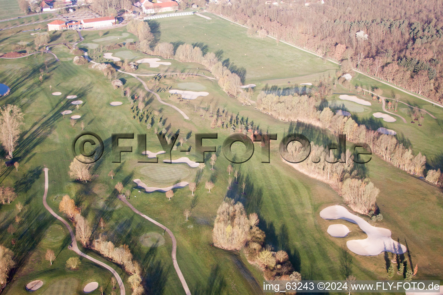 Bird's eye view of Grounds of the Golf course at Golfanlage Landgut Dreihof in Essingen in the state Rhineland-Palatinate