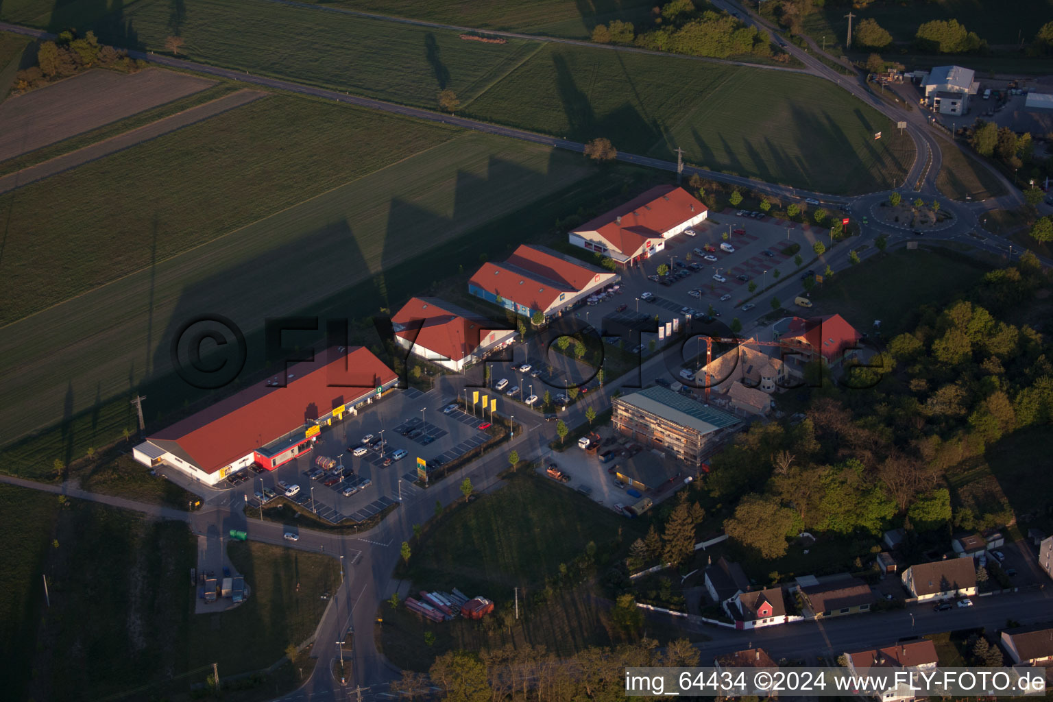 Bird's eye view of Shopping centers in the district Neulauterburg in Berg in the state Rhineland-Palatinate, Germany